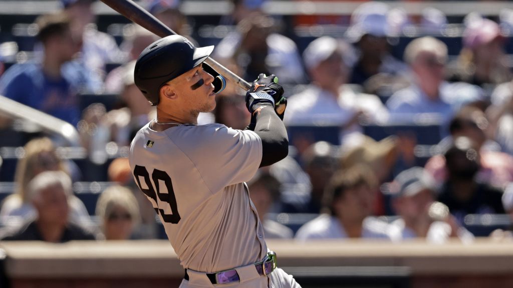 Aaron Judge connects for his 33rd home run of the season for the New York Yankees.| Art or Photo Credit: AP